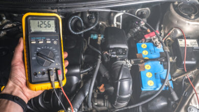 how to use a multimeter on a car
